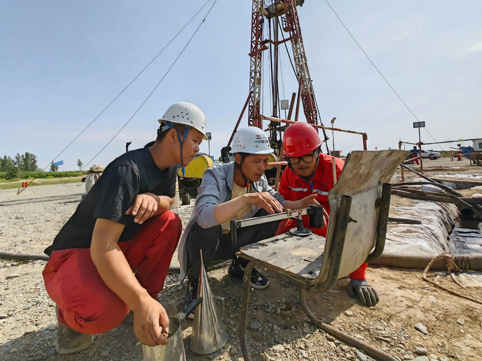 һ���幫˾�����깤���ܡ��ۡ�  ֻΪһ�߸�����